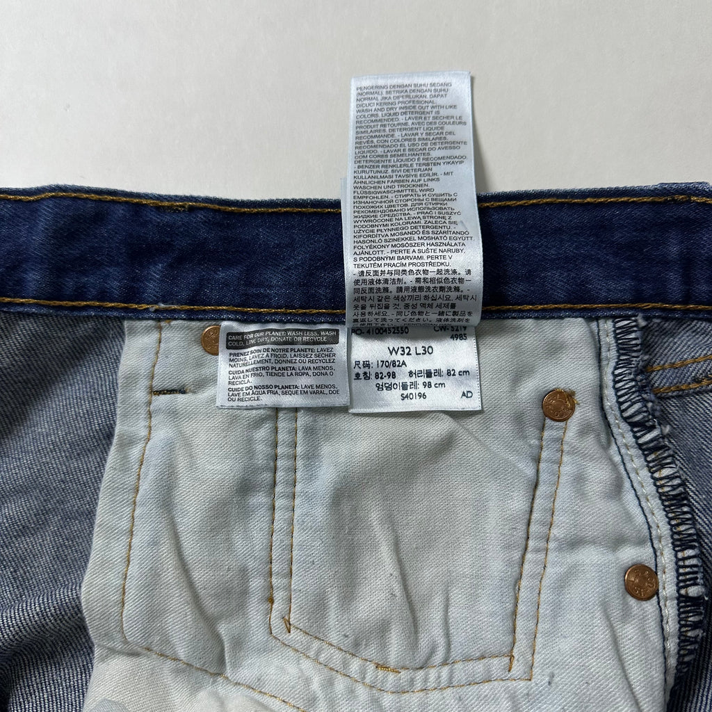 Levi’s 501 Original Fit Jeans Extended Patch Button Fly in Dark Stonewash (Size 32)