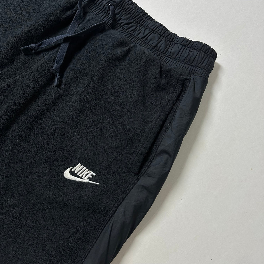 Nike Club Fleece Jogger Pants in Black (Size 30-36)