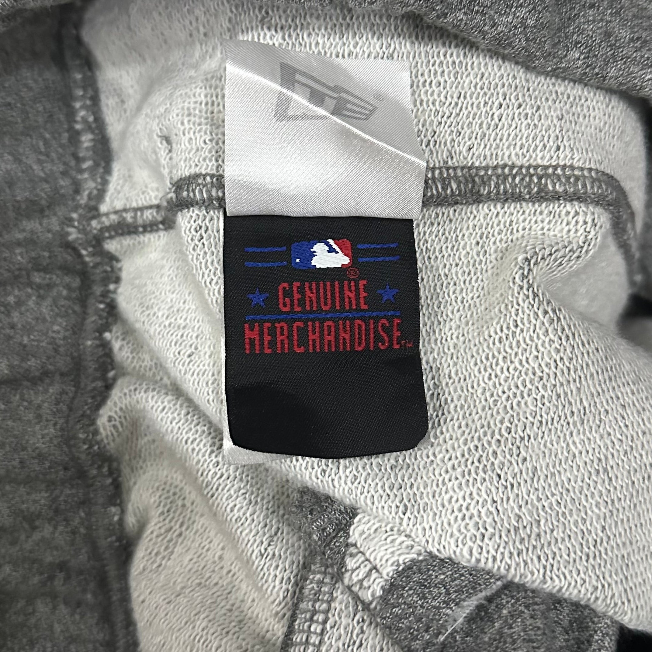 NEW ERA NY Yankees Cargo Sweatshort in Gray (Size XL 34-40) — SOLD