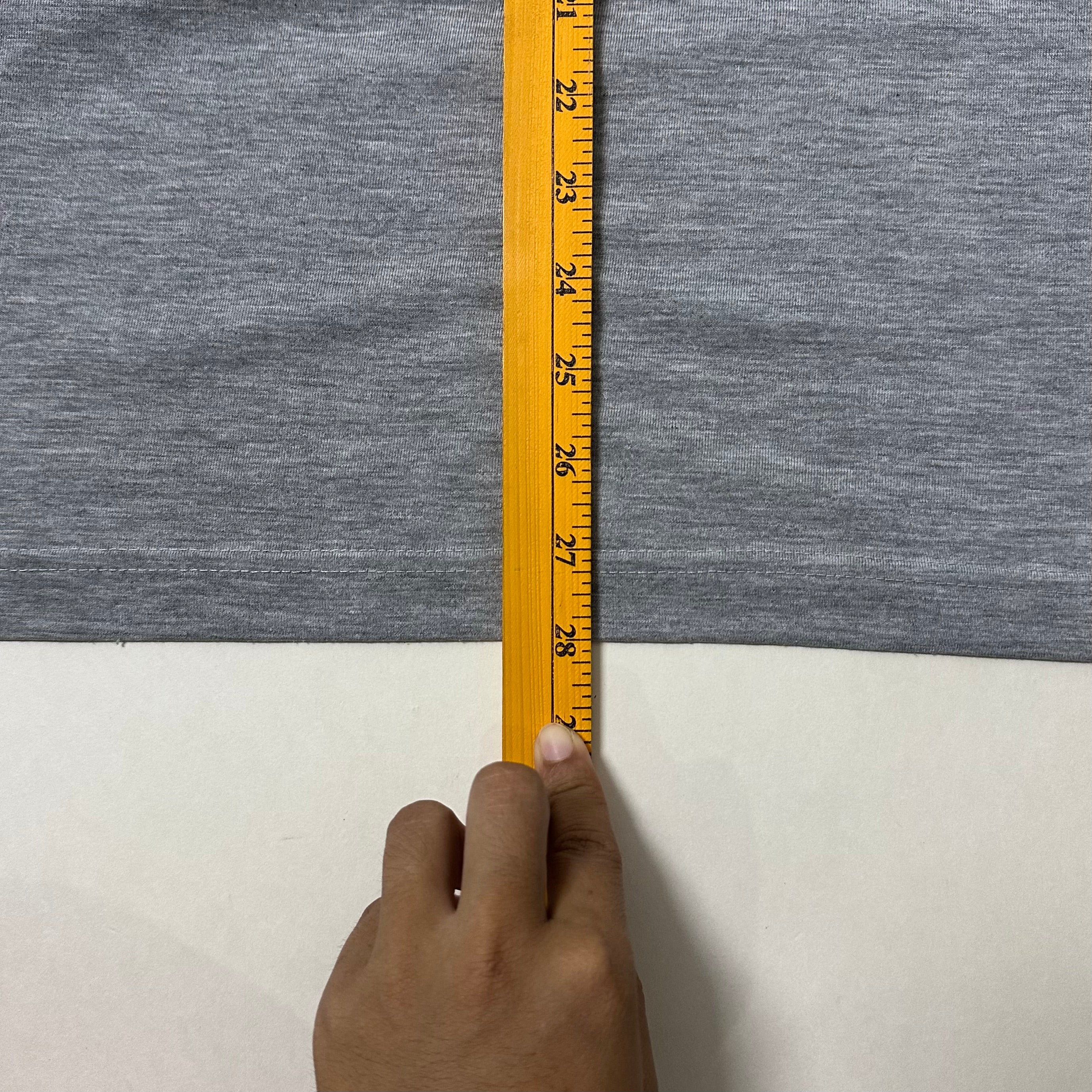 Vintage Nike Reflective T-shirt in Gray (Size Medium)