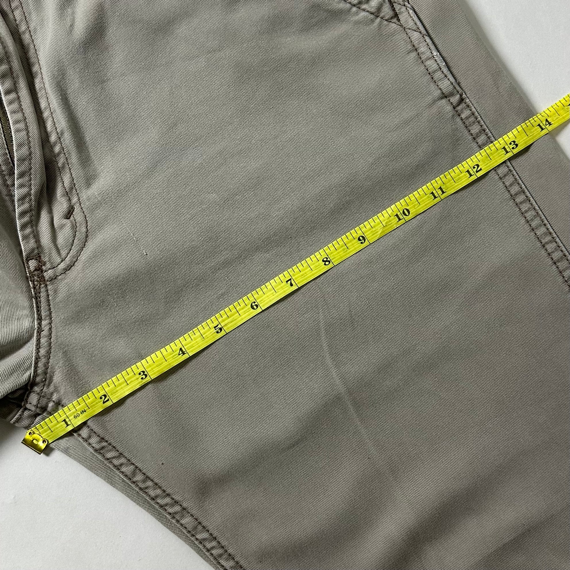 Levi’s Workwear Loose Boot Cut Pants in Khaki (Size 34)