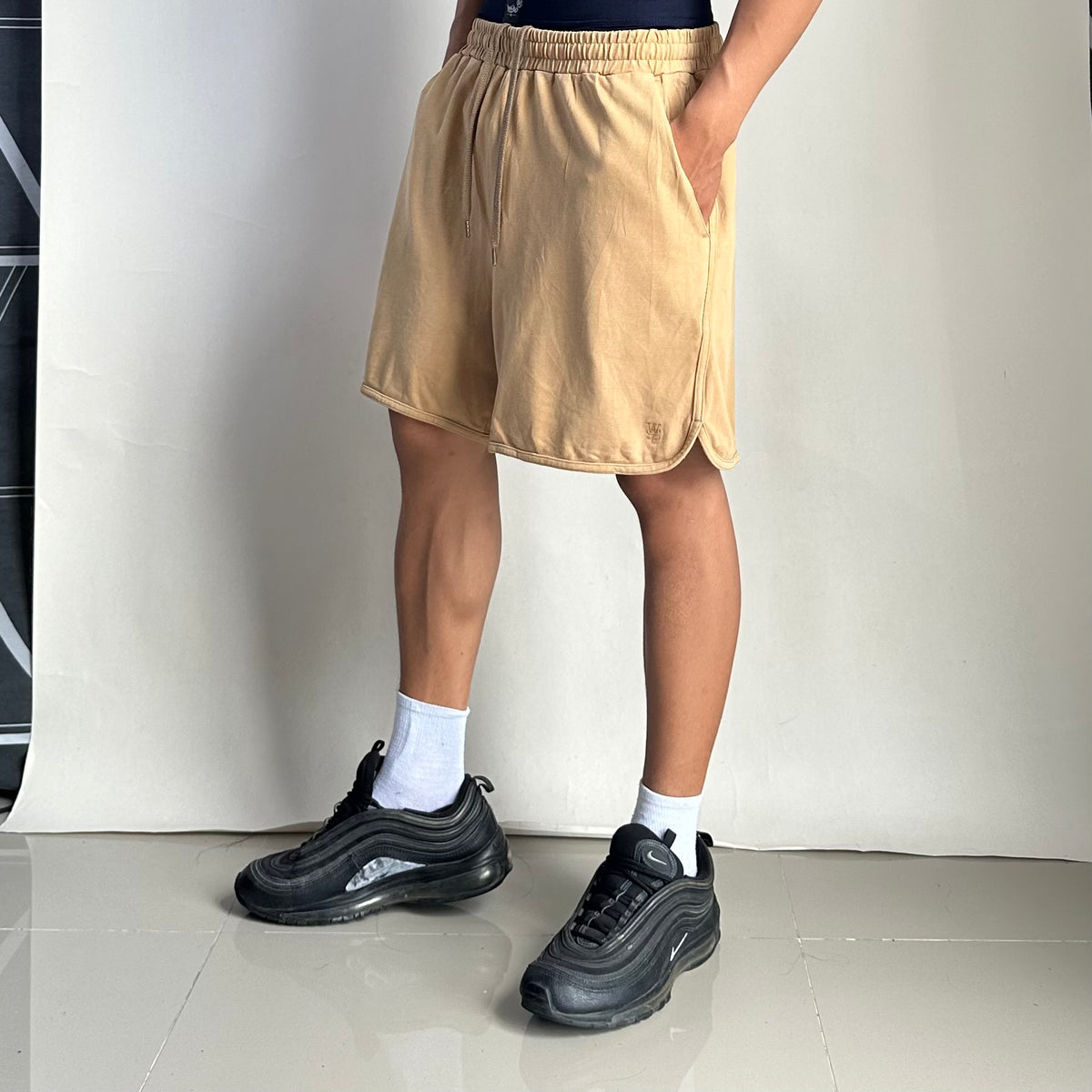 Wassup Cotton Shorts in Brown Size Medium (28-36)
