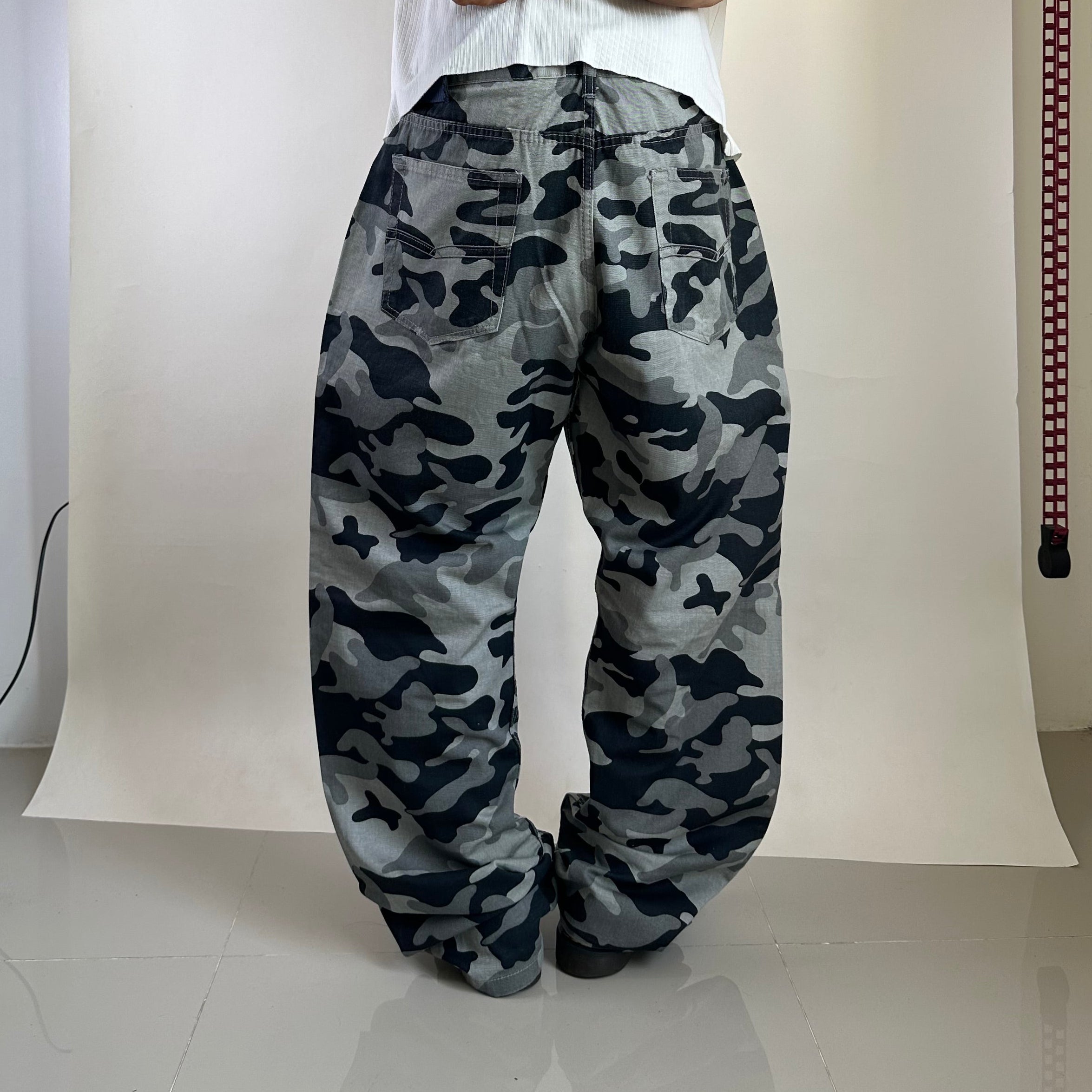 Blair Underwood Camouflage Pants (Size 40)