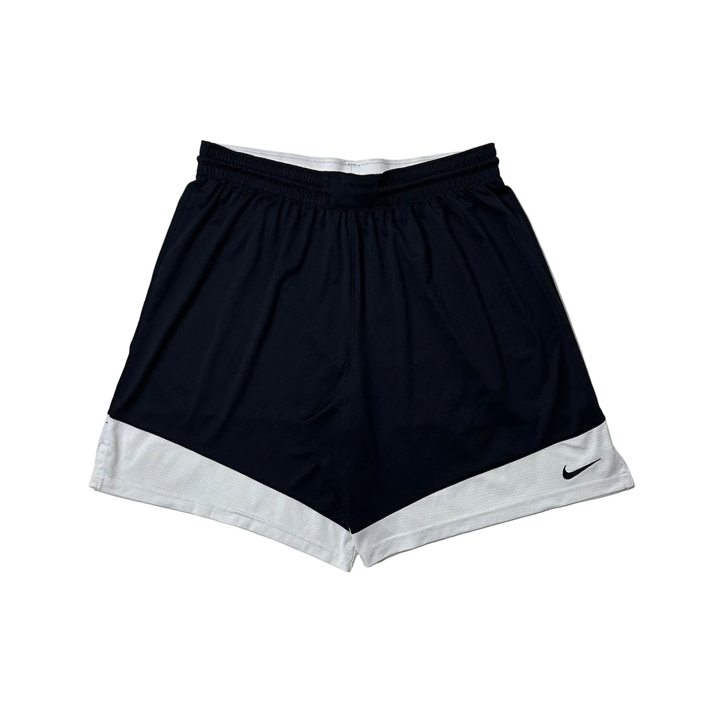 Nike Dri-FIT DNA basketball shorts in Black and White (Size 32-38)