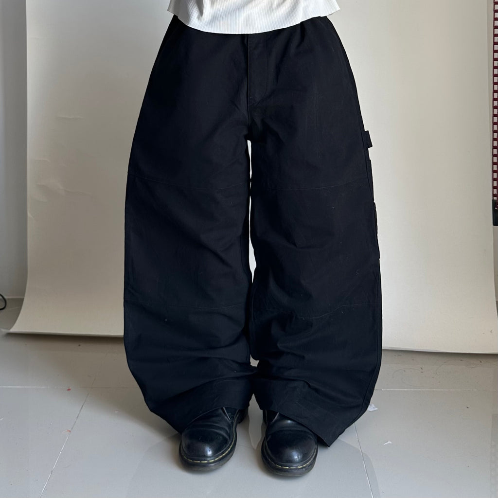Oarism Baggy Carpenter Pants in Black (Size 30-36)