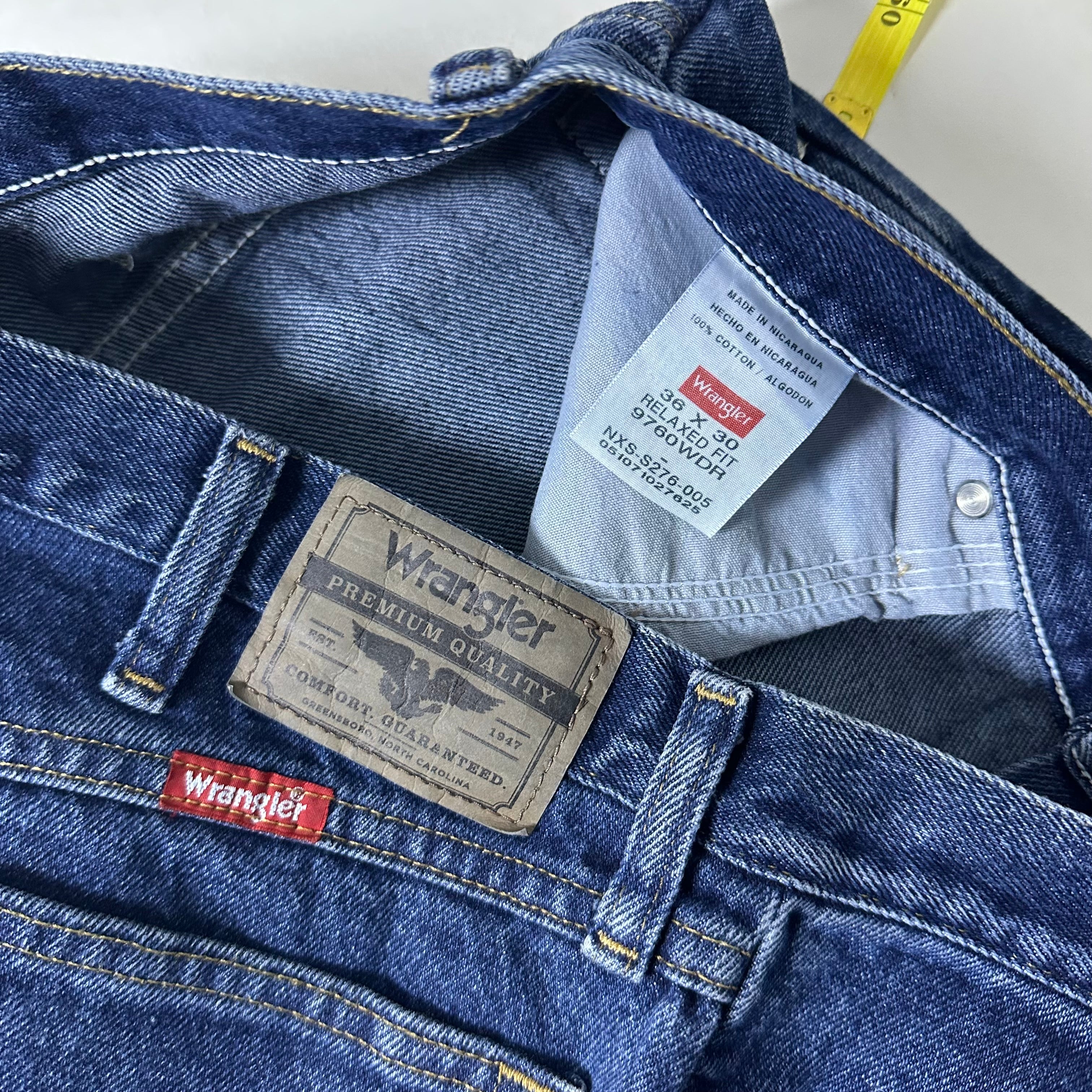 Wrangler Five Star Premium Denim Relaxed Fit Jeans in Dark Stone (Size 36)