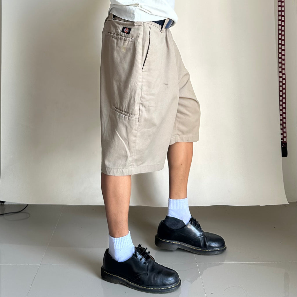 Dickies Relaxed Fit Shorts Khaki Size 44