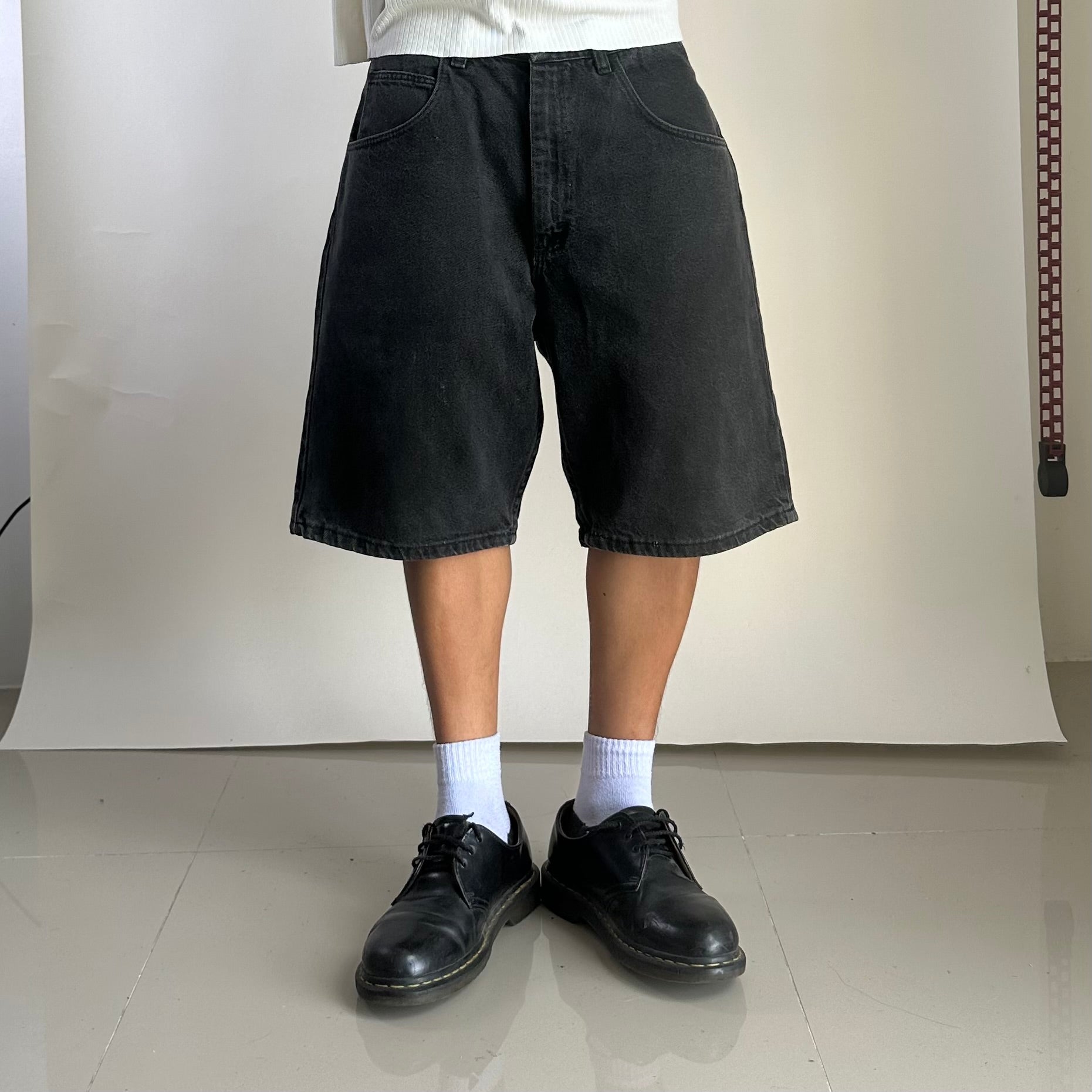 Vintage Wrangler Black Washed Jorts (Size 32-33) — SOLD