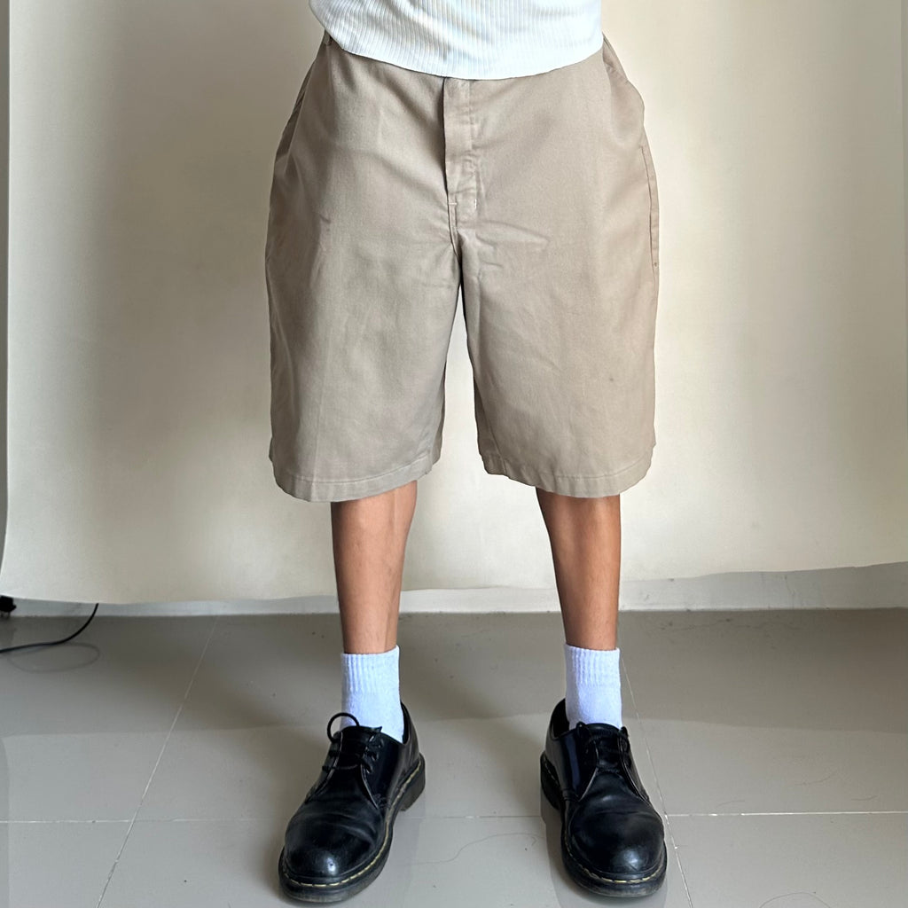 Dickies Relaxed Fit Shorts Khaki Size 44