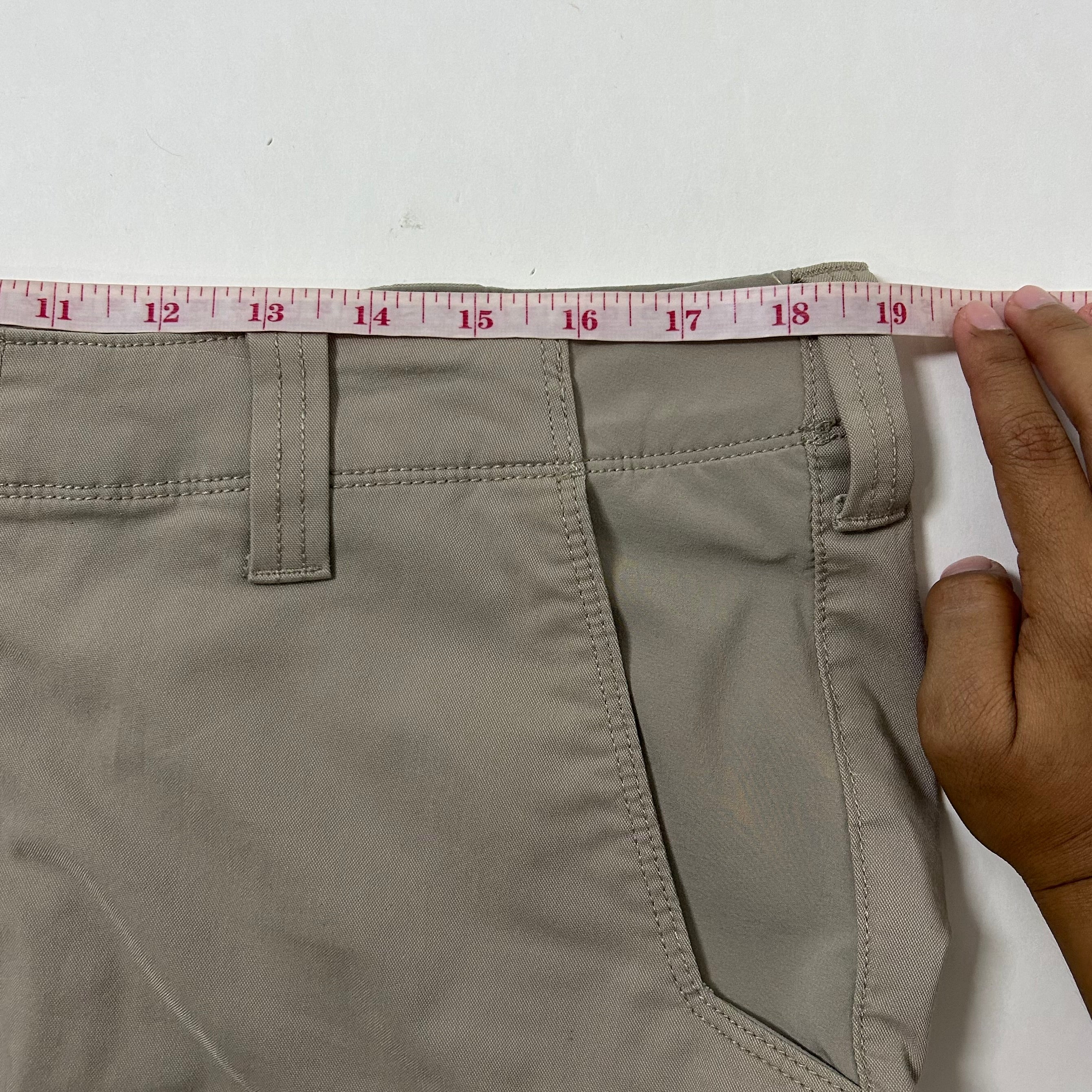 5.11 Tactical Series Cargo Pants Multi-pockets in Beige (Size 38)