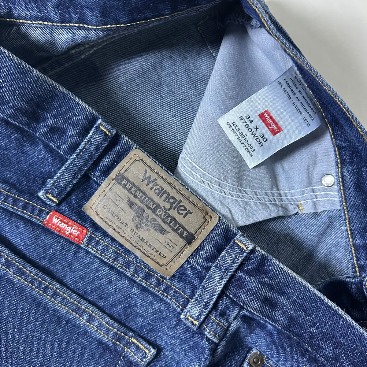 Wrangler Five Star Premium Denim Relaxed Fit Jeans in Dark Stone (Size 34)