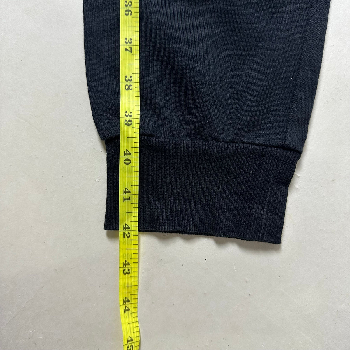 Ed Hardy Cross Jogger Pants in Black (Size Small 30-36)