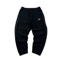 Nike Club Fleece Jogger Pants in Black (Size 30-36)