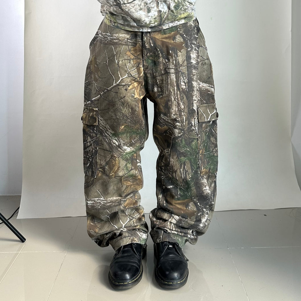 Realtree by Cabelas Camouflage Cargo Pants (Size 34-36)