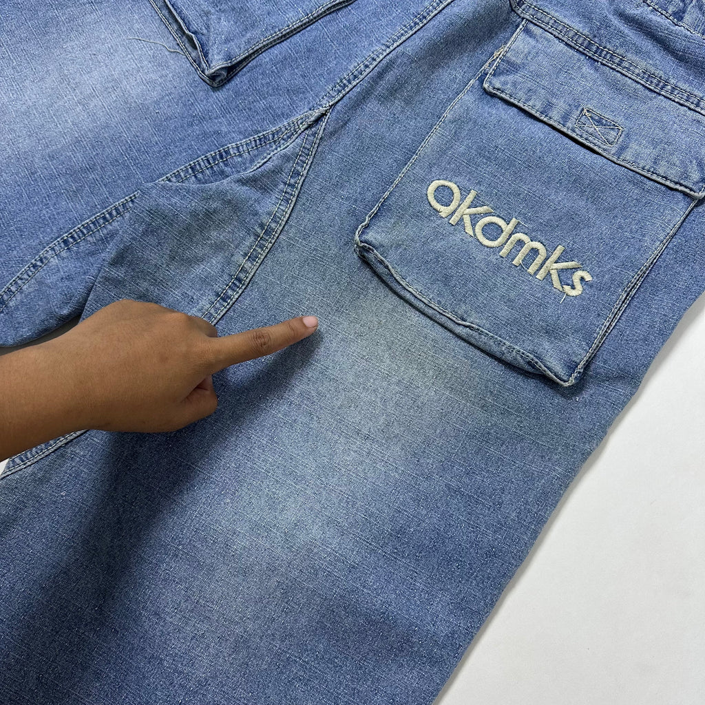 Akademiks Bootleg Baggy Long Jorts (Size 34-36)