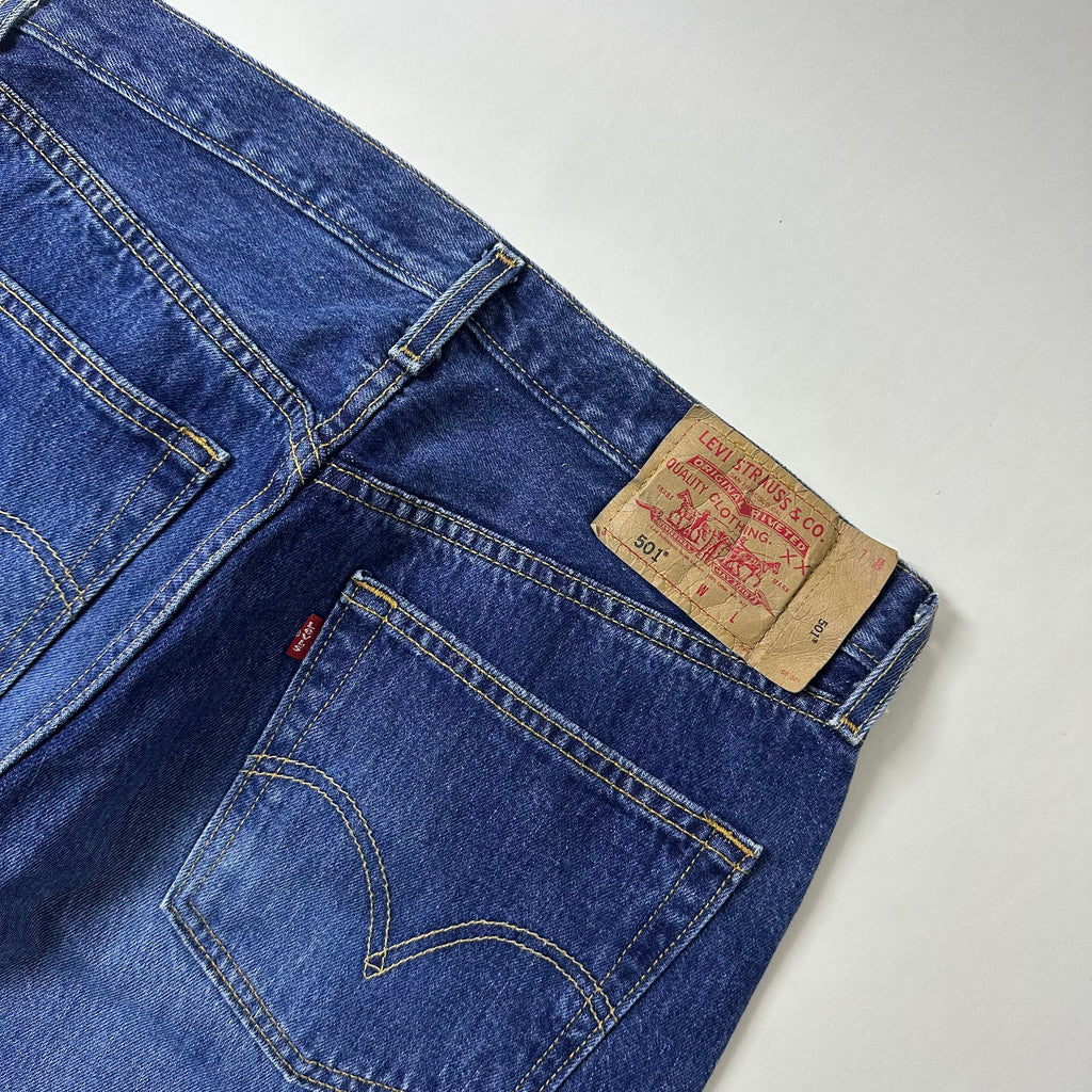Vintage 2003 Levi’s 501 Original Fit Jeans Extended Patch Button Fly in Medium Wash (Size 33)