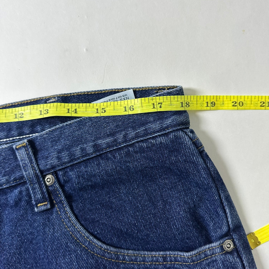 Wrangler Five Star Premium Denim Relaxed Fit Jeans in Dark Stone (Size 36)