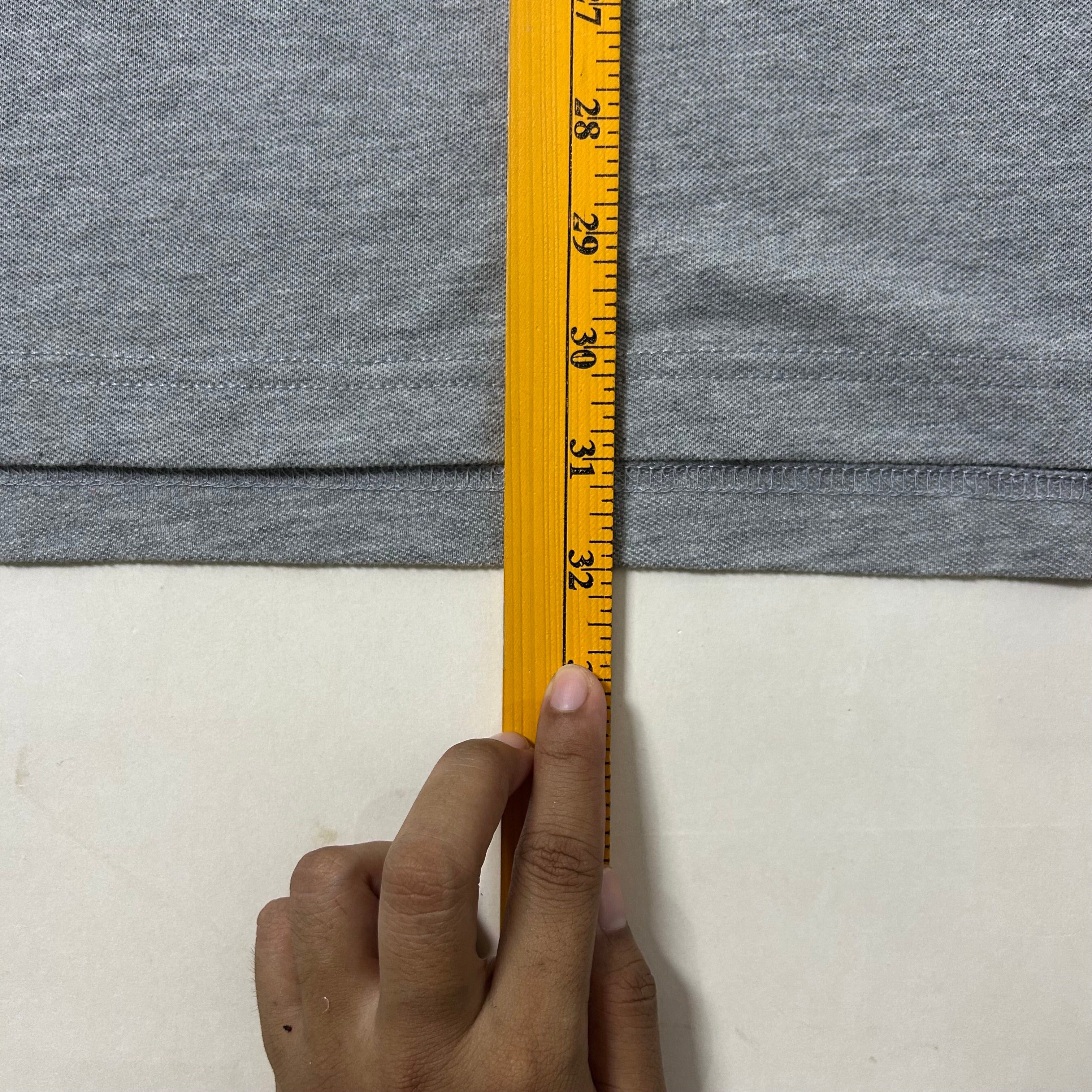 BRAND-NEW Uniqlo Polo T-shirt in Gray (Best Fit XL)