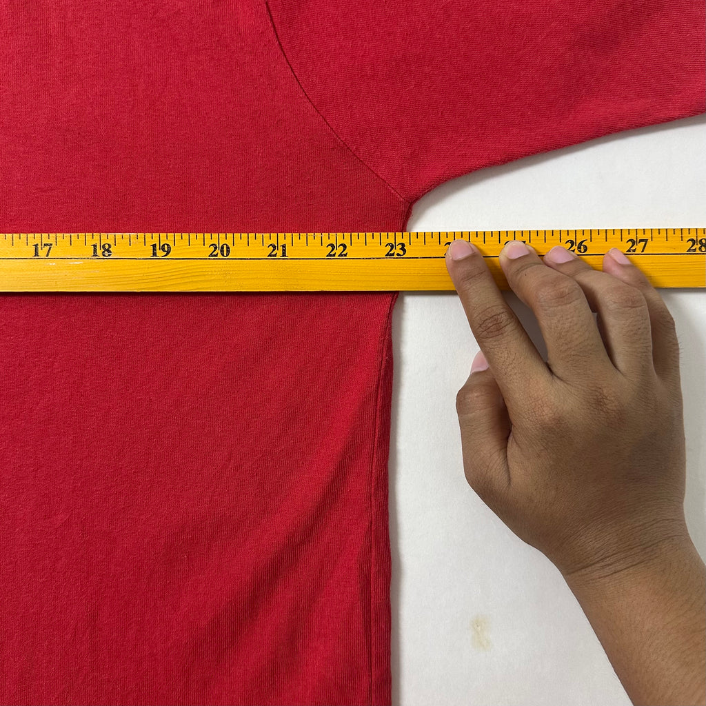 Champion Basic Logo T-shirt in Red Size Large (Fits XL)