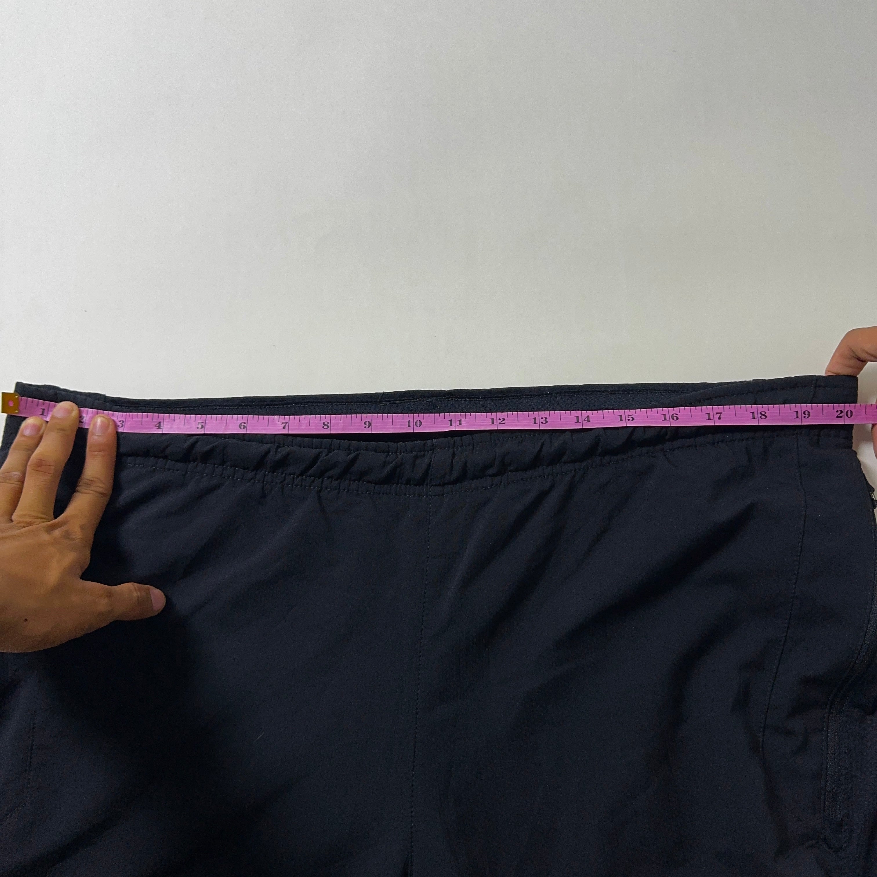 NIKE Dri-Fit Track Pants in Black Size (Size 34-40)