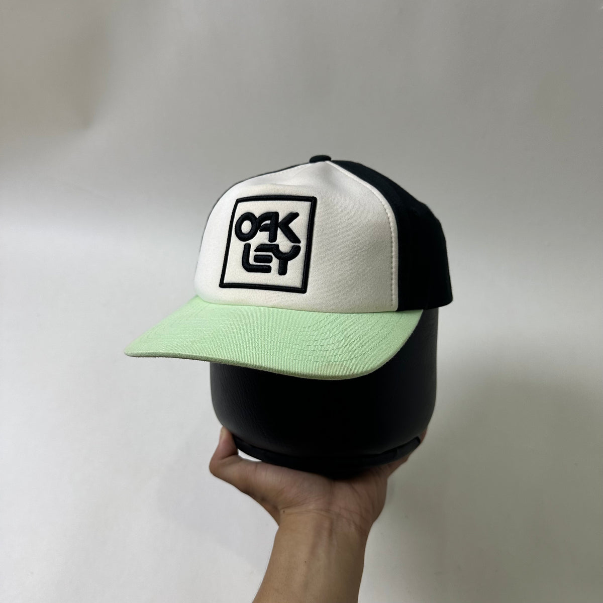 Oakley Snapback Hat Embroidered Logo Multi-Color (One Size)