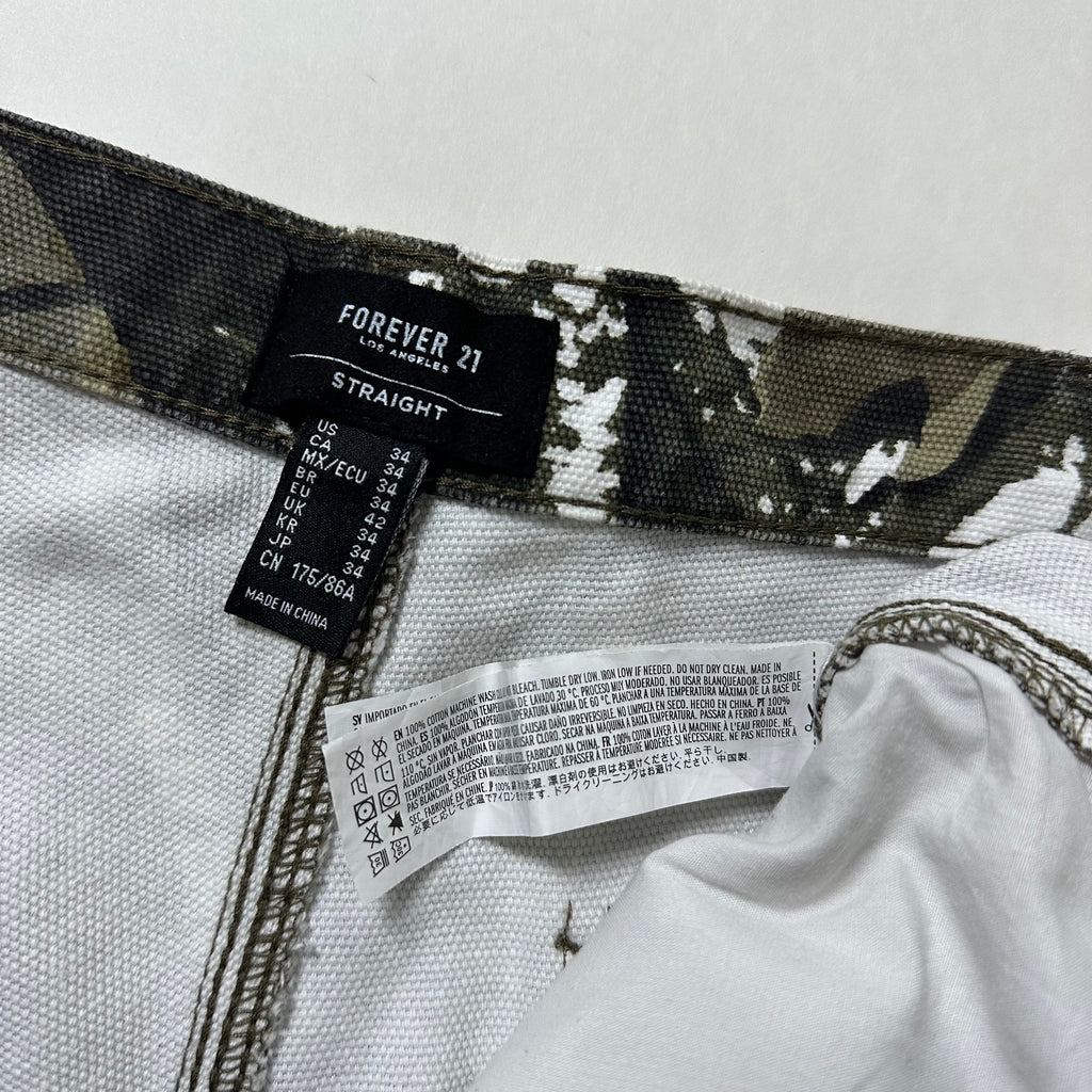 FOREVER 21 Realtree Double Knee Carpenter Pants (Size 34) — SOLD