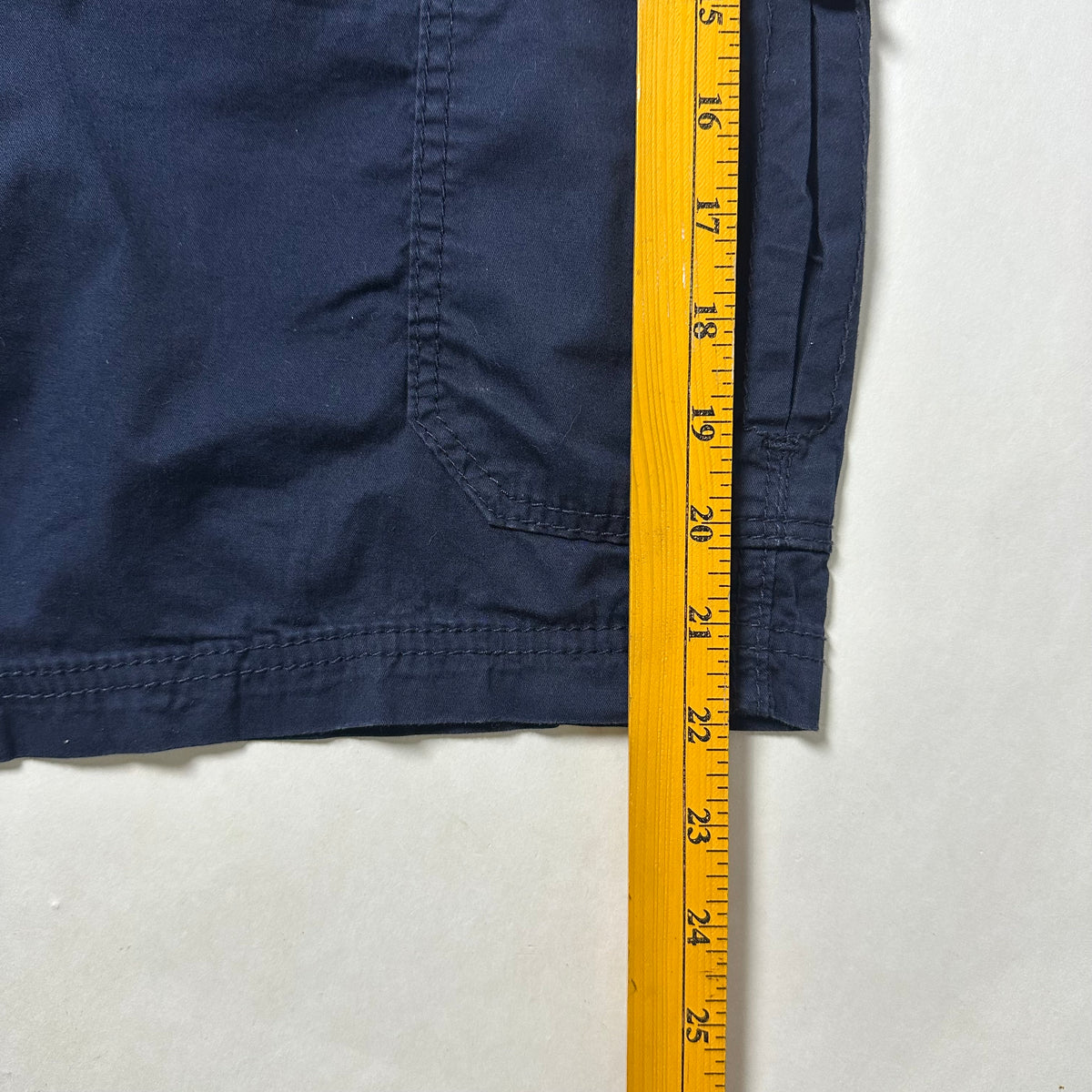 UnionBay Cargo Shorts in Navy Blue (Size 36)