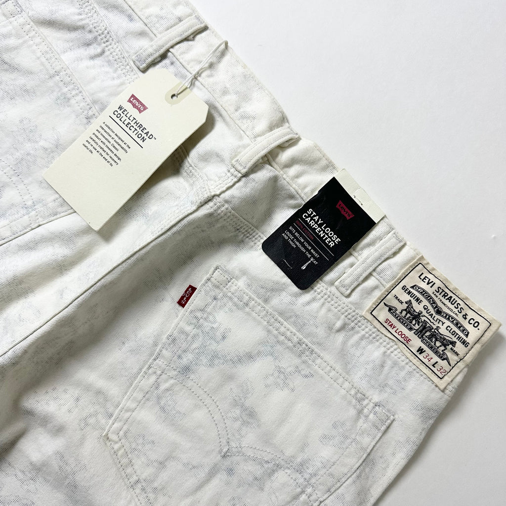 BRAND-NEW Levi’s WellThread Stay Loose Carpenter Pants Big “E” in White abstract indigo wash (Size 34)