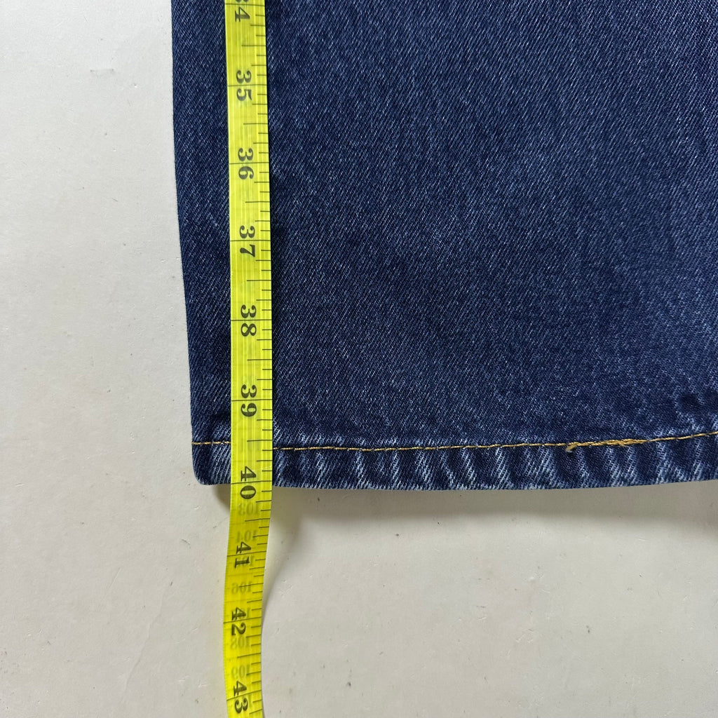 Levi’s 505 Regular Straight Fit in Dark Stonewash Blue Denim (Size 32)