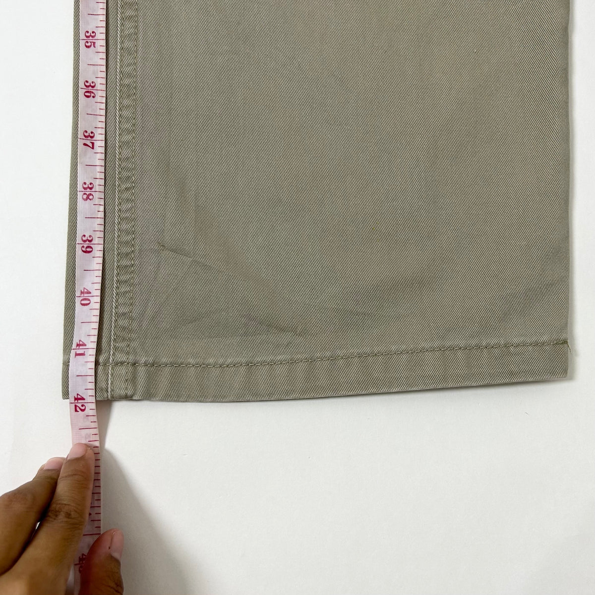 Wrangler Cargo Pants in Khaki (Size 36) — SOLD