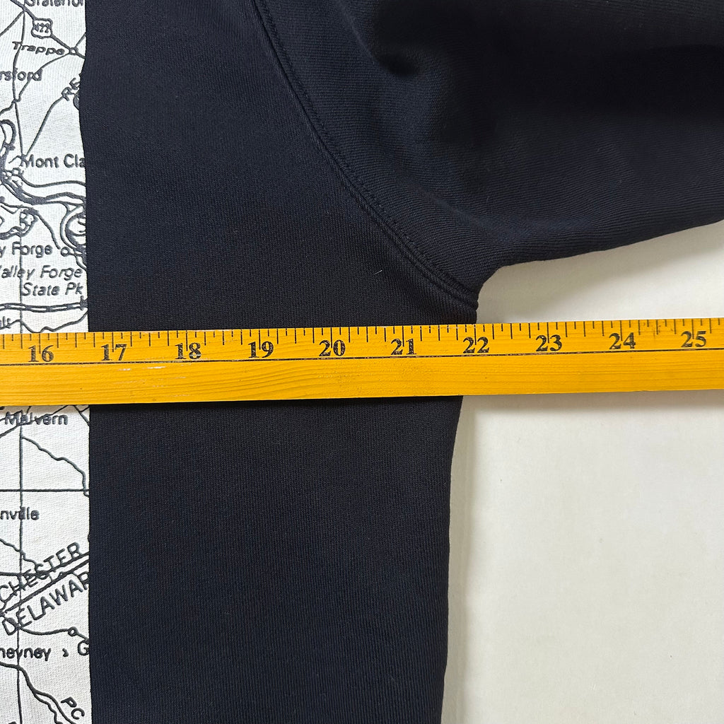 Fingercroxx Crewneck Sweatshirt in Black (Size Large)