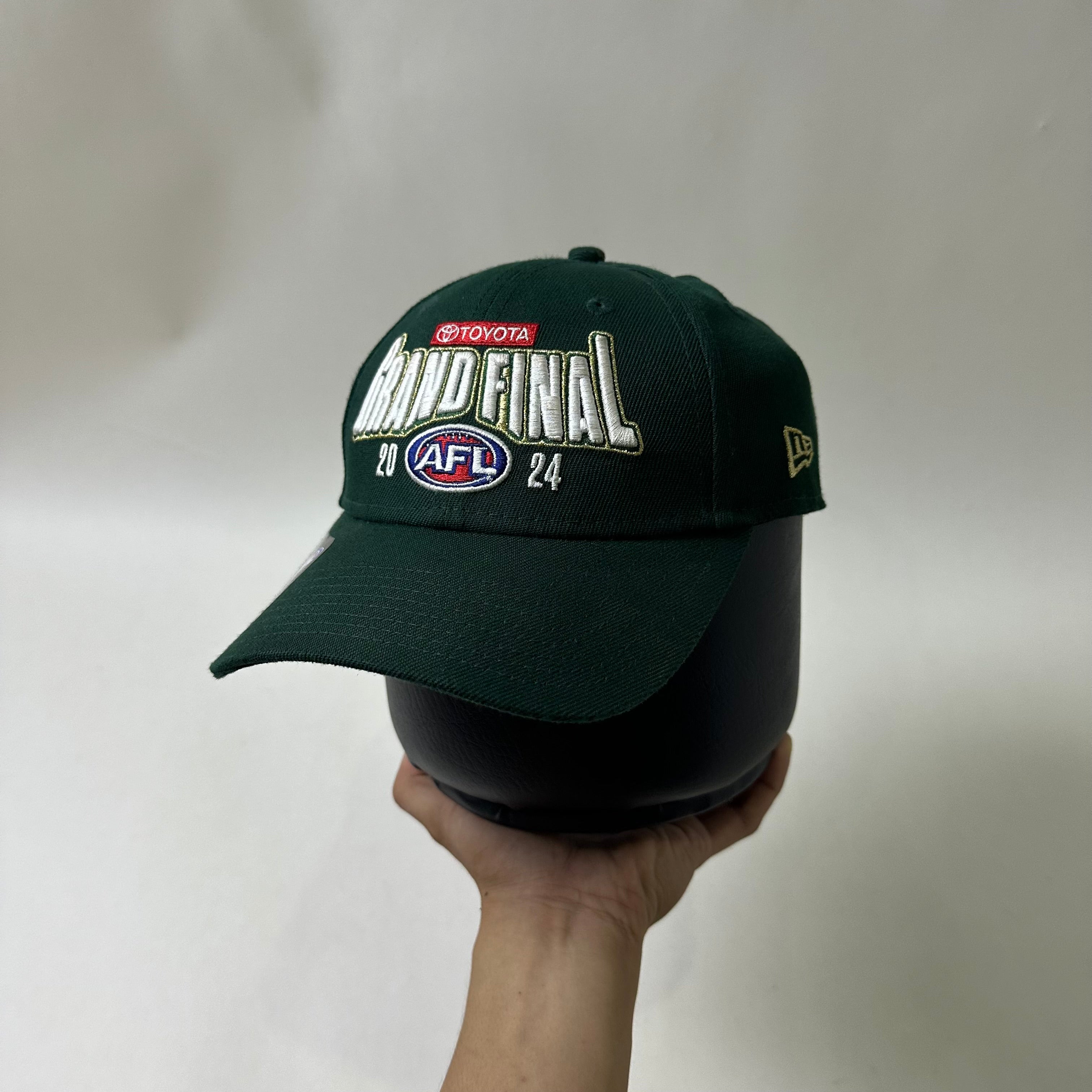 NEW ERA 2024 AFL Grand Final 9Forty SnapBack Cap in Dark Green (One Size) — SOLD