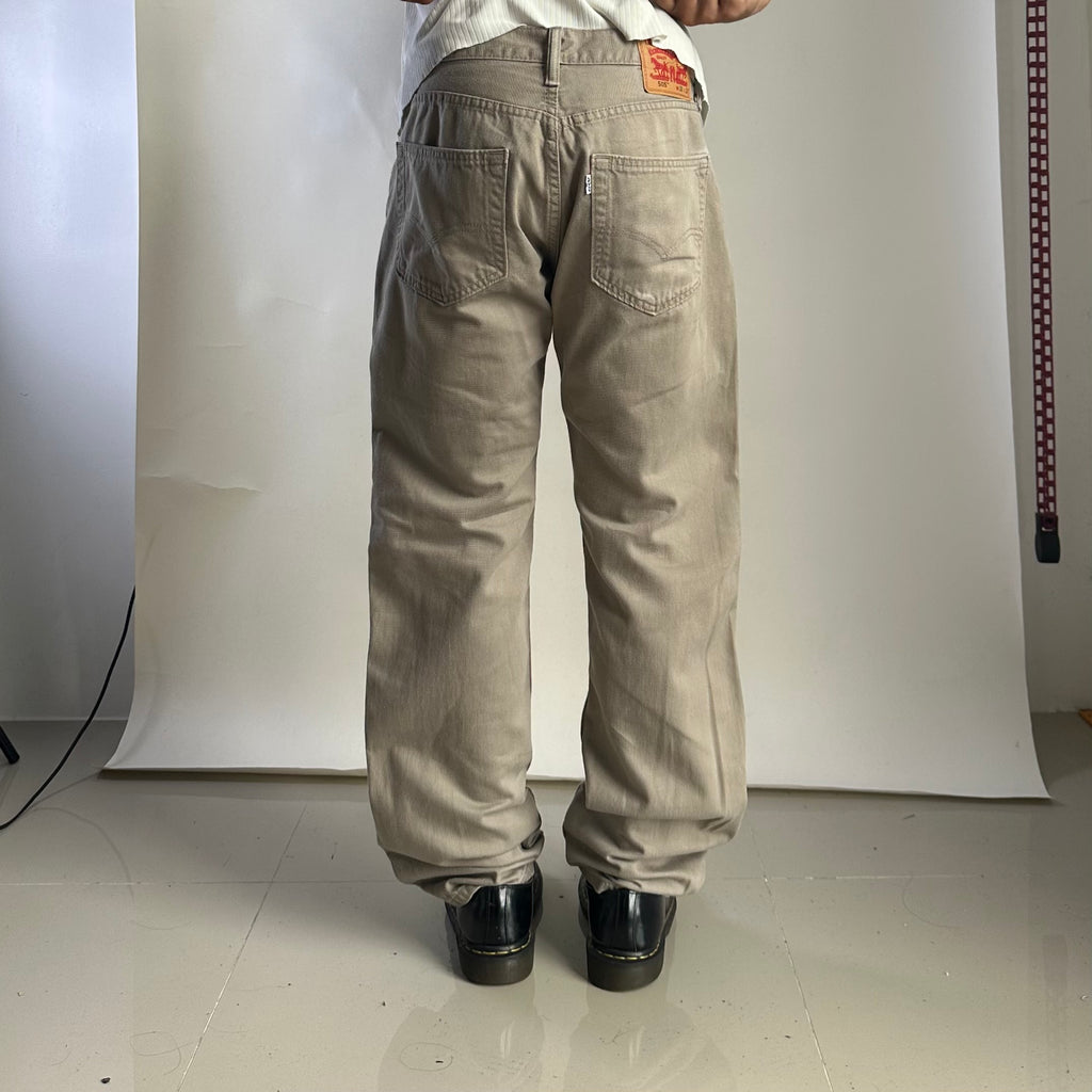 Levi’s 505 Regular Straight Fit Jeans in Khaki (Size 31)