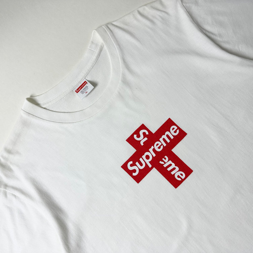 Supreme Cross Box Logo T-Shirt in White (Size XL)
