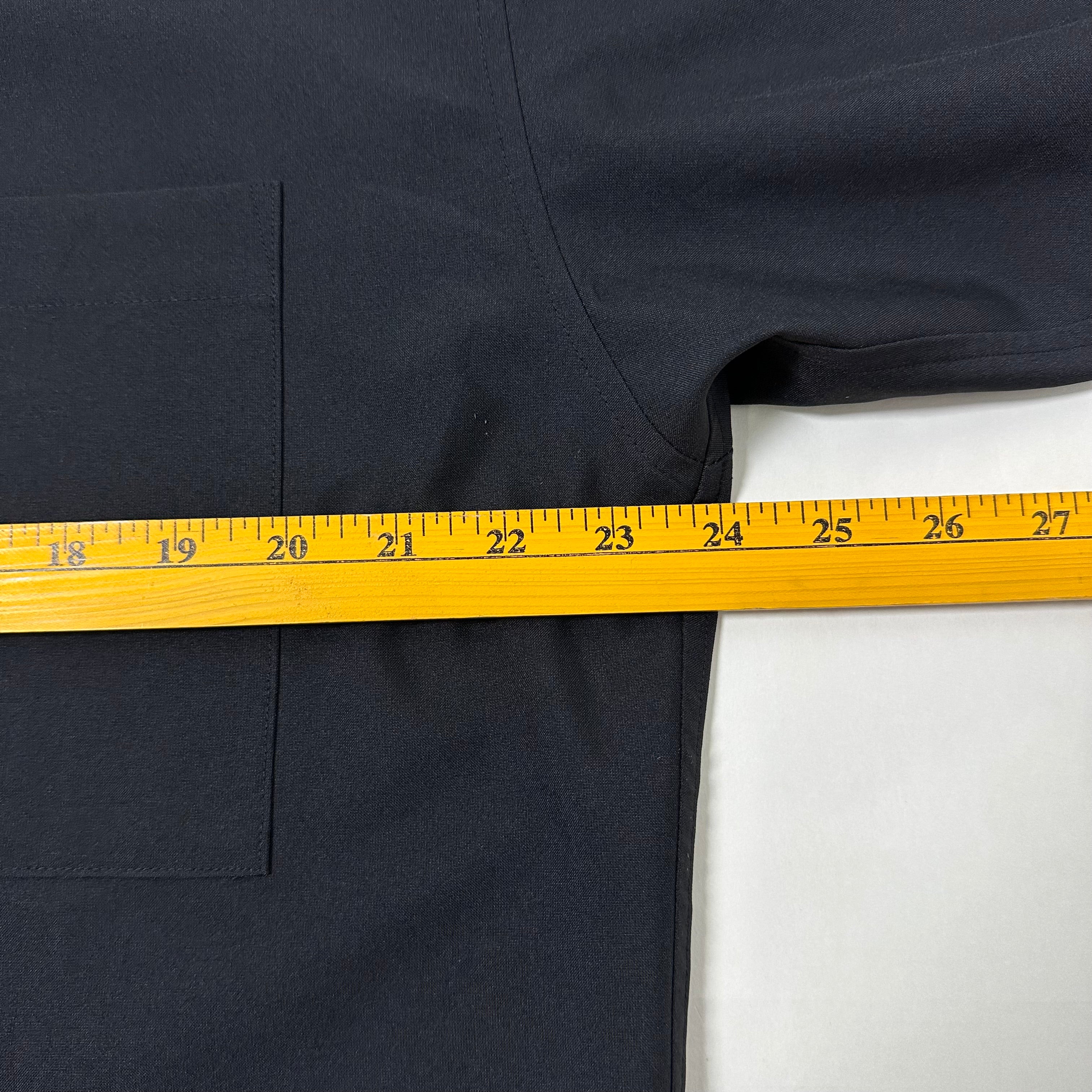 GU Open-collar Short Sleeve Shirt Black Size Medium (Fits Large)
