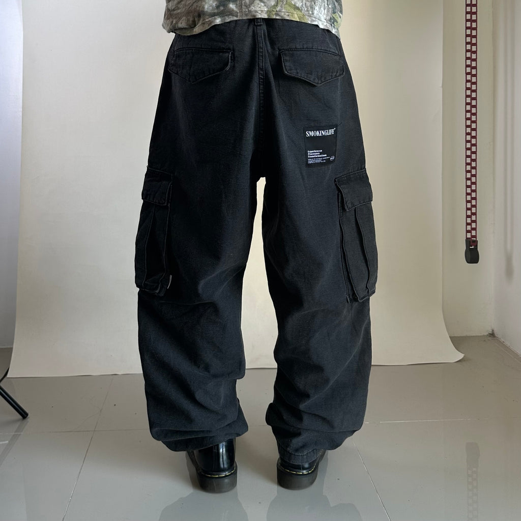 SMOKING-LIFE Cargo Pants in Acid Wash Black Size (32-33)