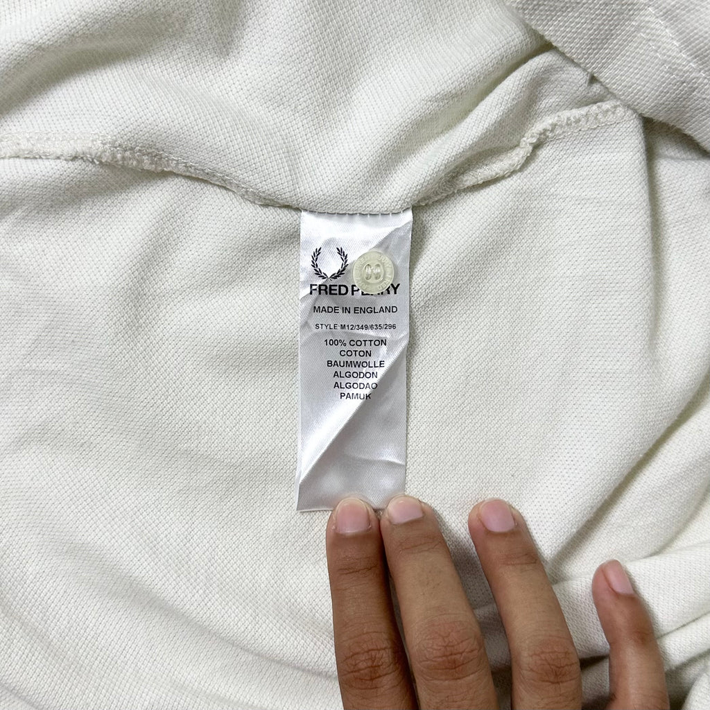 Fred Perry Twin-tipped Polo T-shirt in Chalk White (Size Medium)
