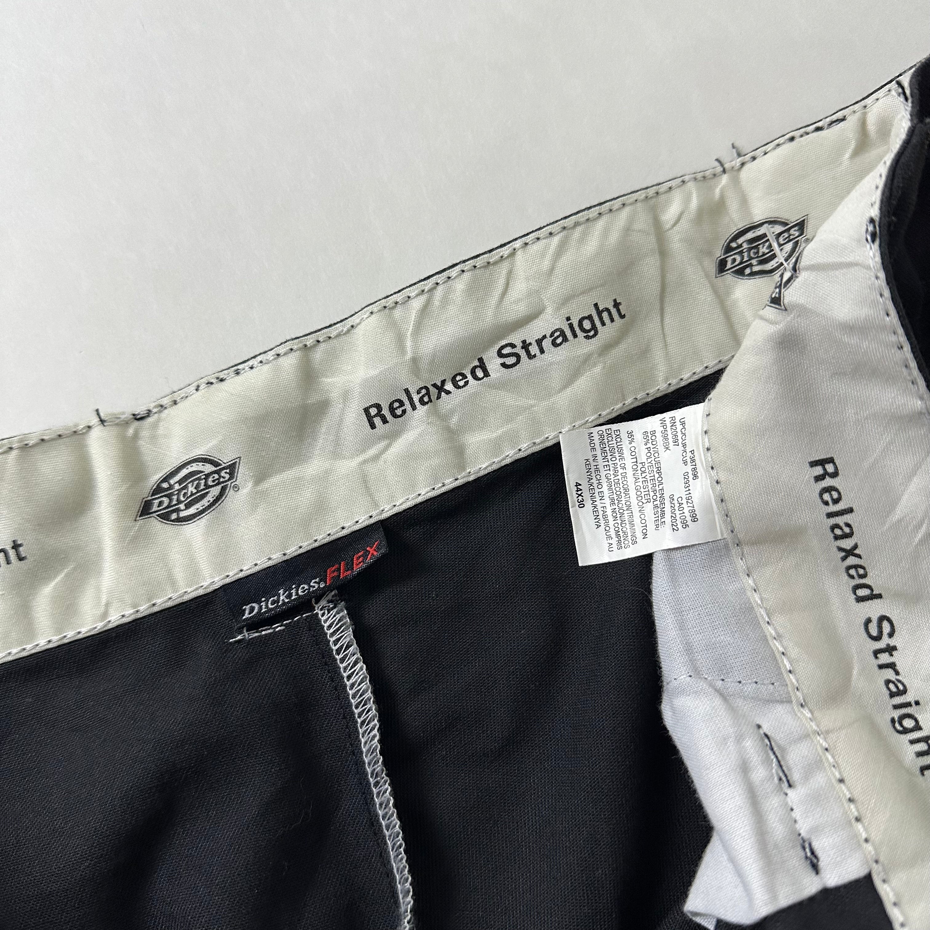 DICKIES Relaxed Straight Cargo Pants in Black (Size 44)