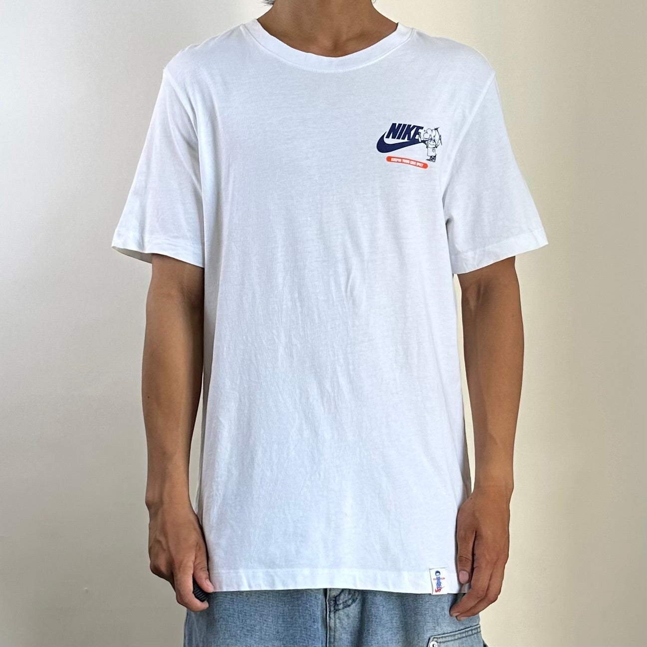 Nike Sportswear Graphic T-shirt White Size Large