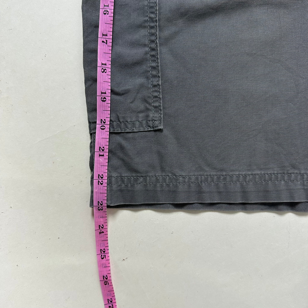 Carhartt B147 Original Fit Carpenter Shorts in Fatigue/Gray (Size 38)