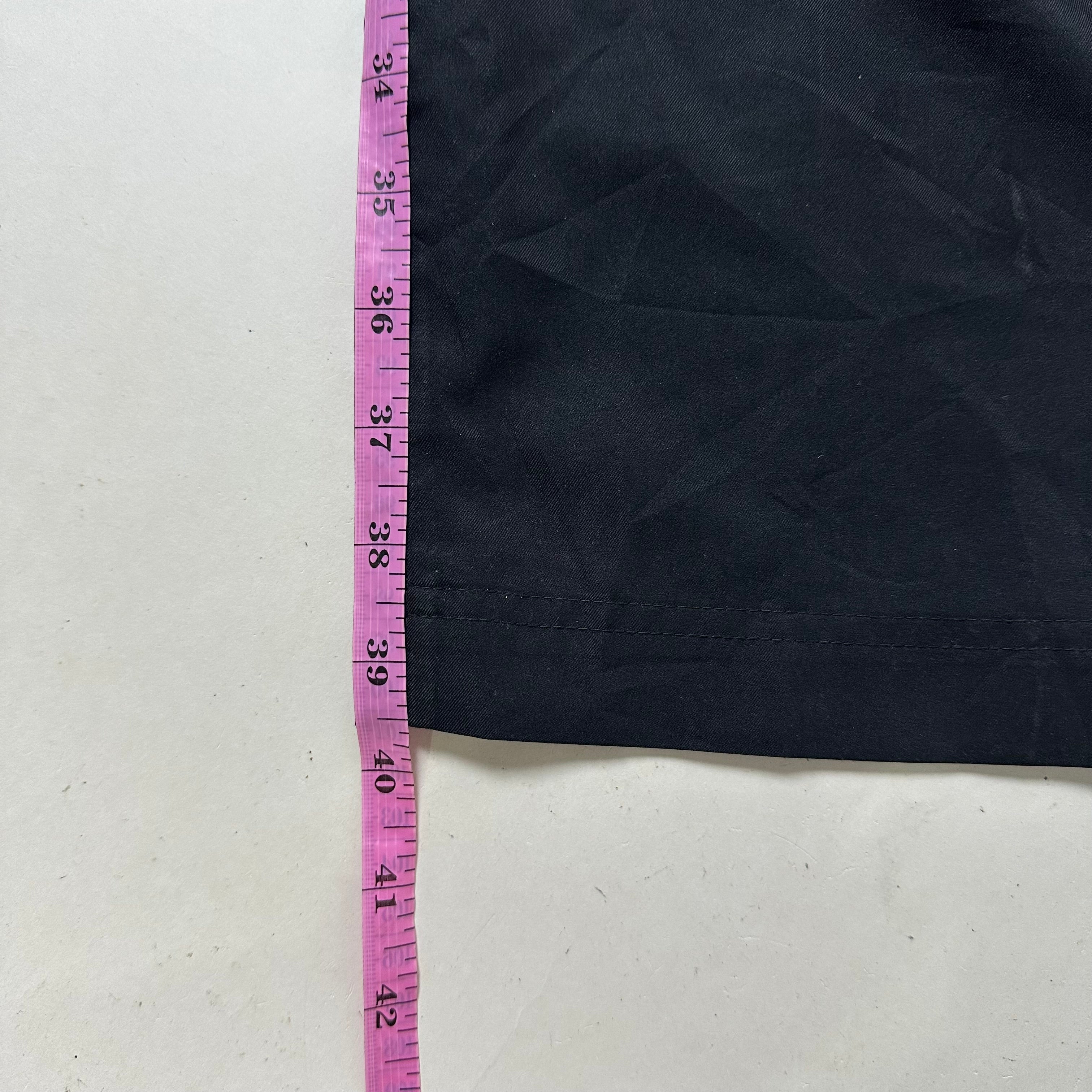 NIKE Dry-Fit Woven Team Training Pants in Black (Size 36-40)