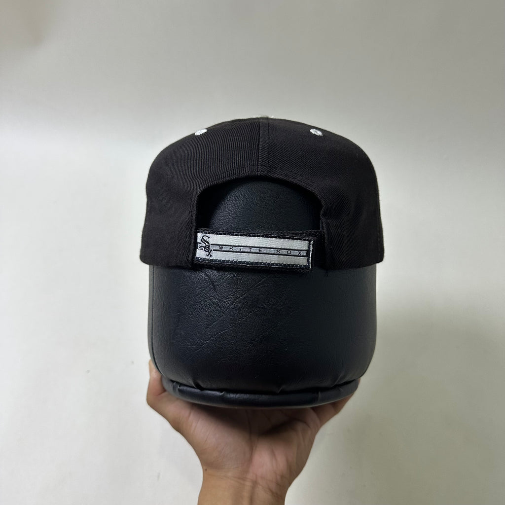 Vintage TEI Chicago White Sox MLB Strapback Cap in Black (One Size)