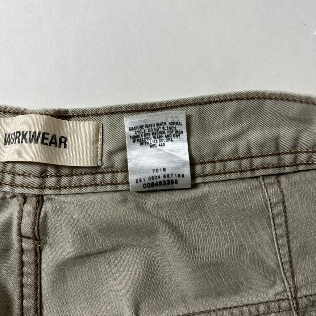Levi’s Workwear Loose Boot Cut Pants in Khaki (Size 34)