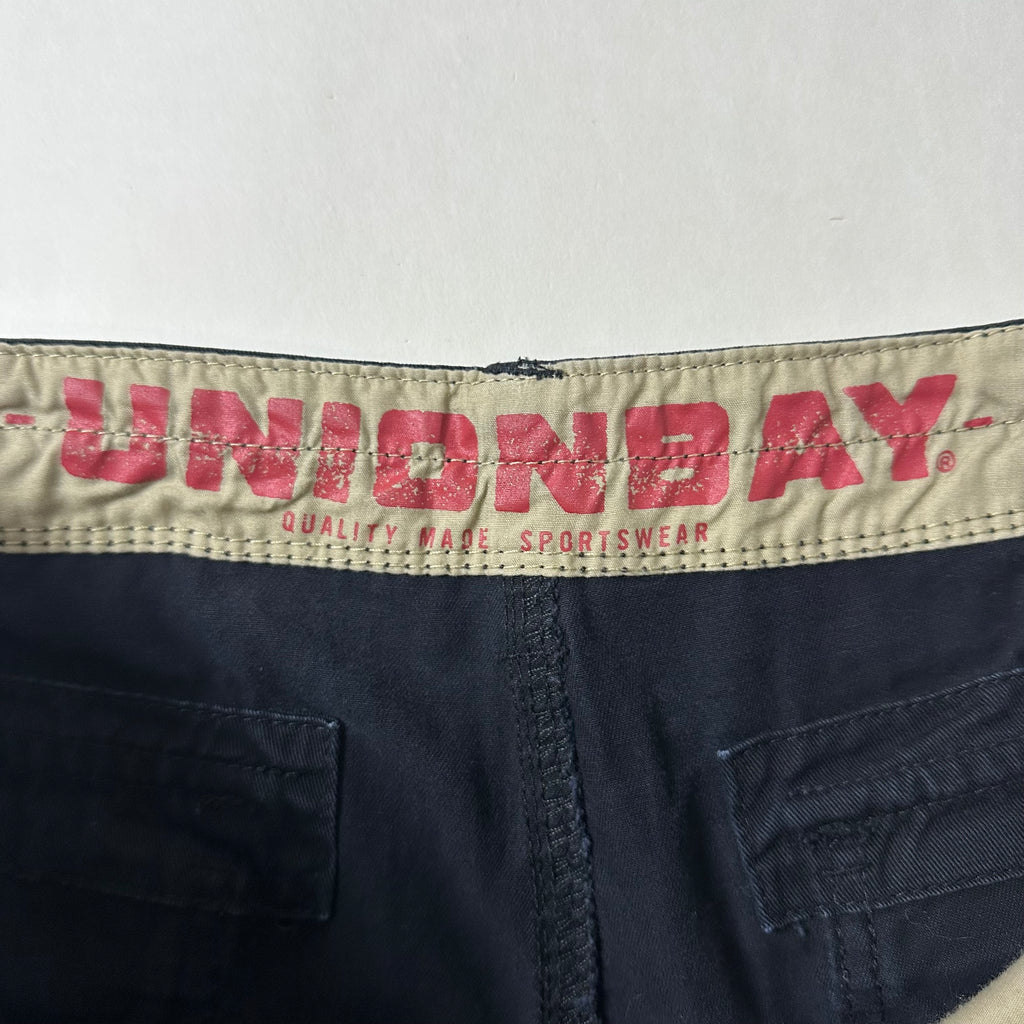 UnionBay Cargo Shorts in Black (Size 32-34) — SOLD