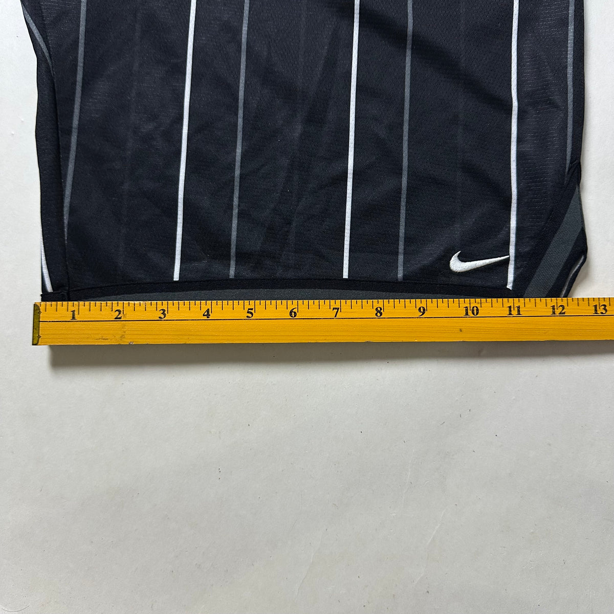 Nike Dri-Fit DNA 10 Basketball Shorts in Black (Size 30-36)