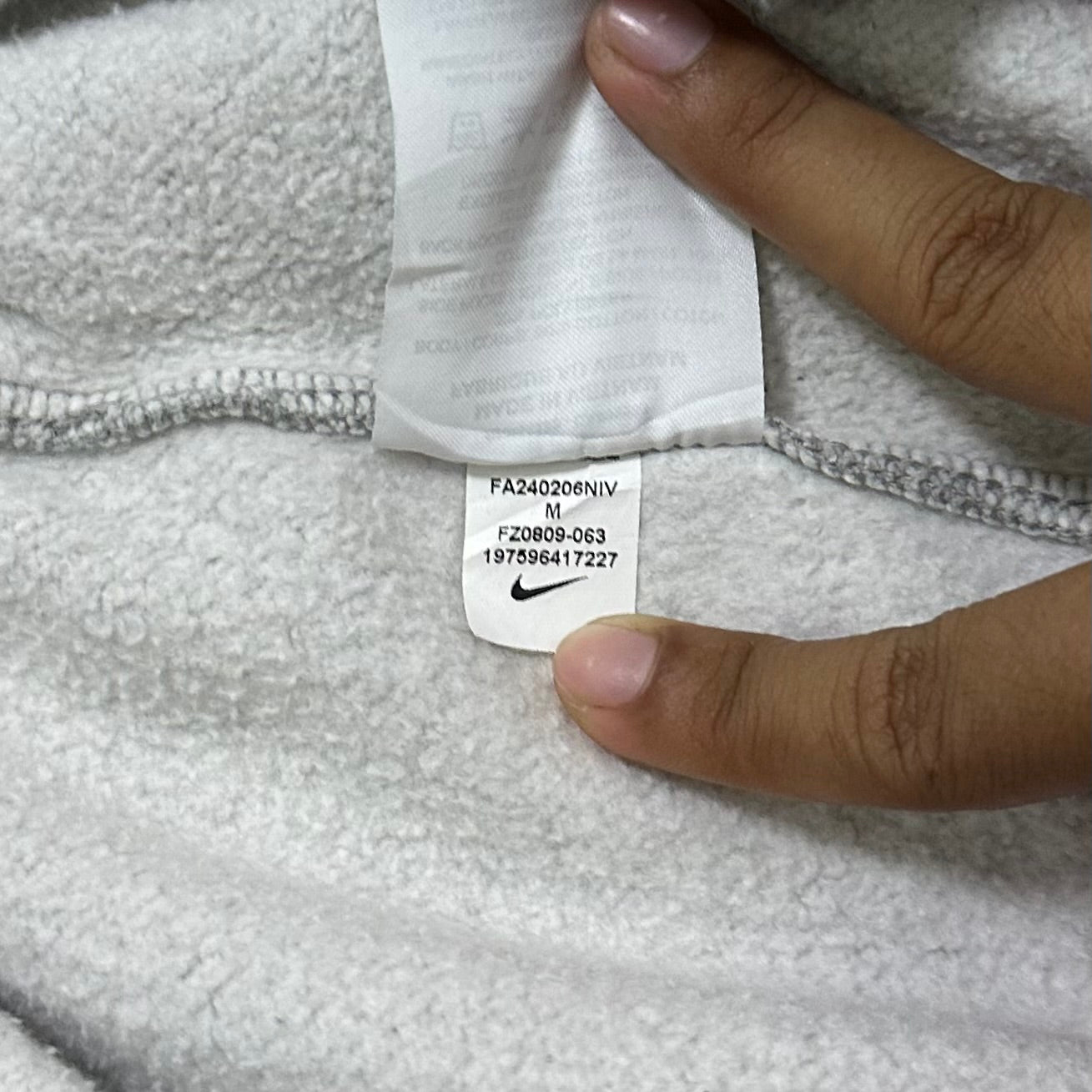 Nike Club Open-hem Fleece Sweatpants Embroidered Logo in Gray Heather (Size 28-34) - SOLD