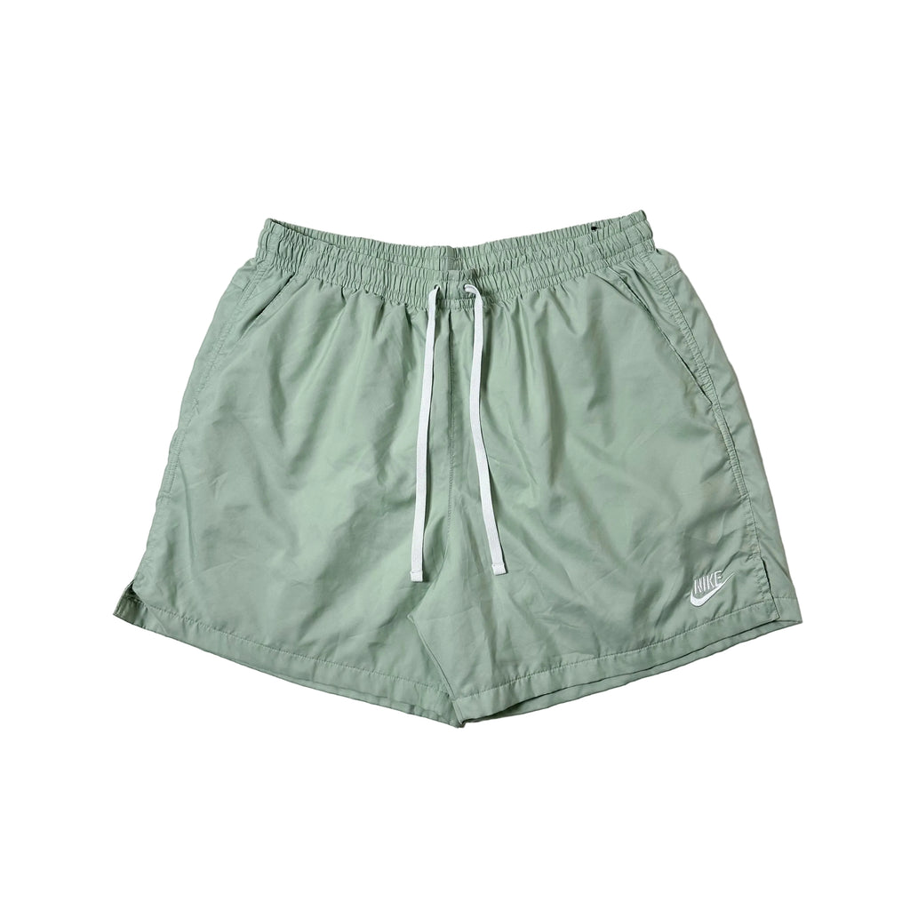 Nike Sportswear Woven Flow Shorts in Mint green (Size XL 32-38)