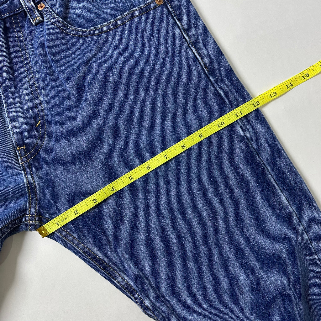 Levi’s 505 Regular Straight Fit Jeans in Medium Stonewash (Size 32)