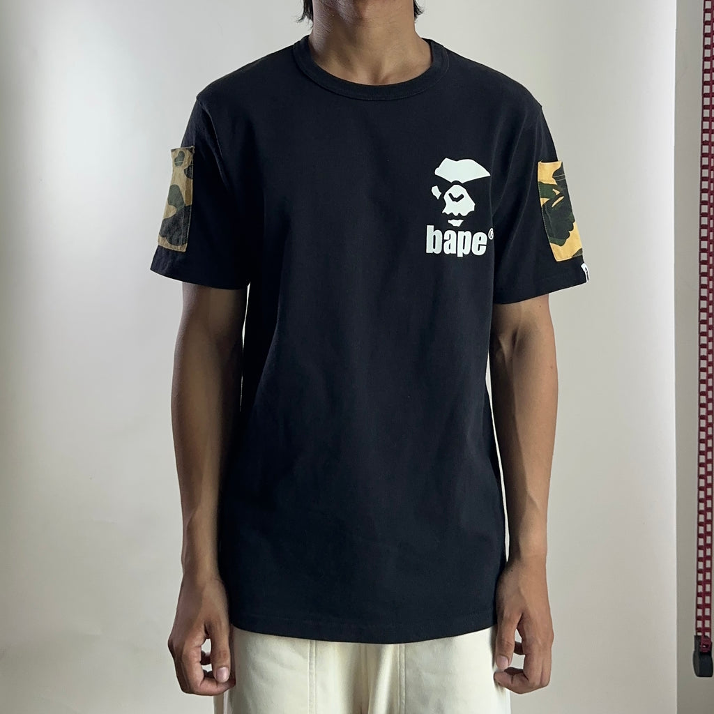 BAPE A BATHING APE 1st Camo Sleeve Pocket Tee Black Medium