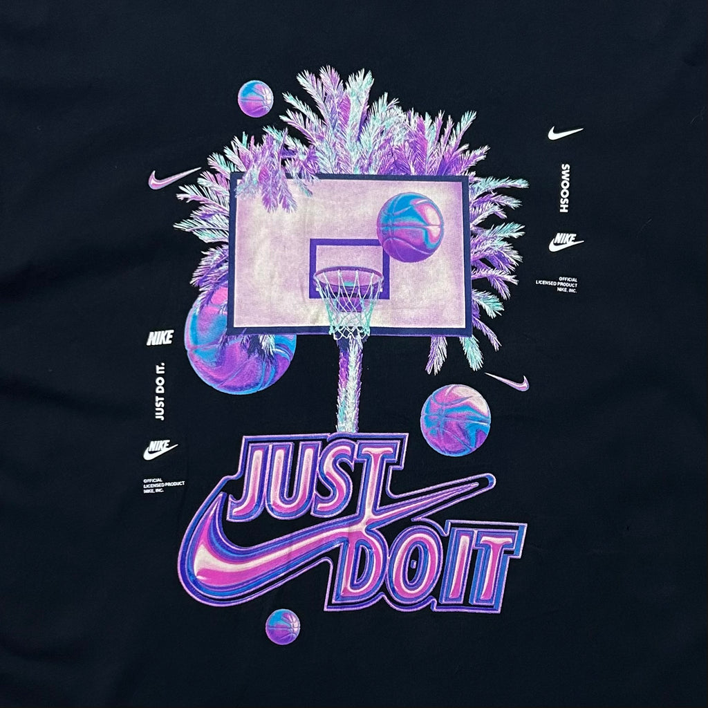 Nike Basketball Graphic T-shirt in Black Size XL (Best Fit Large)